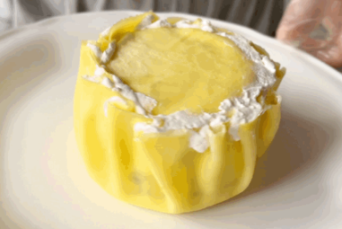 千層蛋糕的新造型,用平底鍋就能做,全新搭配